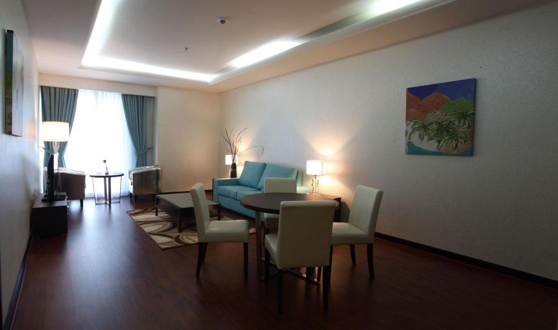 Gokulam Park Doha Hotel Exterior foto