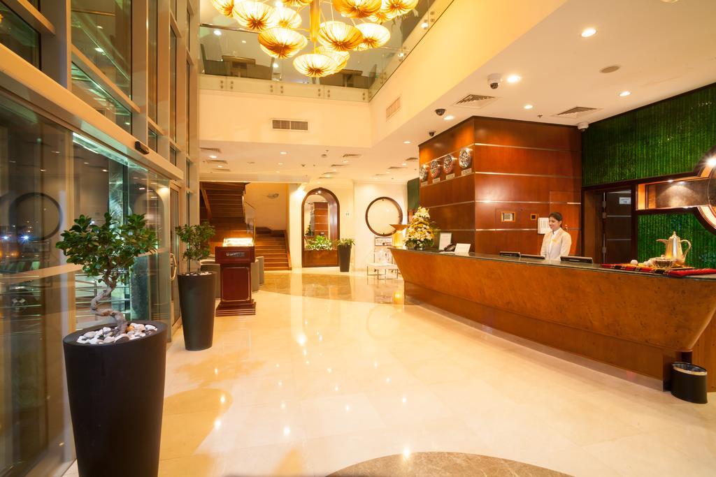 Gokulam Park Doha Hotel Exterior foto